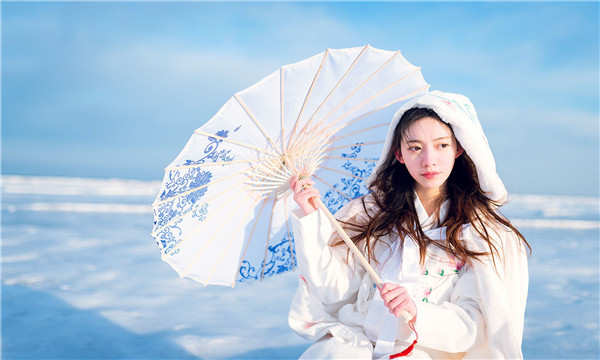 凌云试管代怀生子多少钱一个？助孕之路的费用分析与方案选择