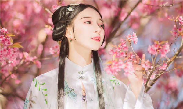 凌云供卵试管婴儿：助您实现家庭梦想的科学方案